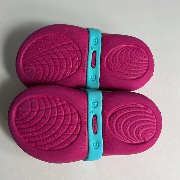 Crocs Keeley Pink/Blue Flower Embellished Flats Shoes Kid’s Size 4 - Picture 6 of 8